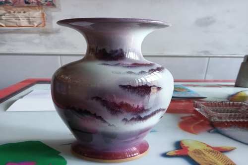 一位来自江苏省泰州市的马老师，有一些藏品和很好的老物件，急需找到爱好的收藏家，有意者请联系我。目前藏友老师比较着急，只要您是真心诚意想要收藏，一切好商量。