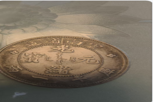 一位来自新疆维吾尔的白老师，有一些藏品和老物件，急需出手，有意者联系，价格好商量。