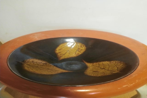 一位来自北京市海淀区的刘老师，有一些藏品和很好的老物件，急需找到爱好的收藏家，有意者请联系我。目前藏友老师比较着急，只要您是真心诚意想要收藏，一切好商量。