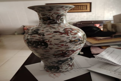 一位来自福建省三明市的黄老师，有一些藏品和很好的老物件，急需找到爱好的收藏家，有意者请联系我。目前藏友老师比较着急，只要您是真心诚意想要收藏，一切好商量。