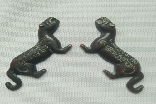 一位来自的江西省吉安市的肖老师，有一些藏品和很好的老物件，急需找到爱好的收藏家，有意者请联系我。目前藏友老师比较着急，只要您是真心诚意想要收藏，一切好商量。