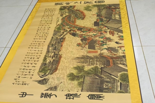 一位来自河北保定市的张老师，有一些藏品和老物件，急需出手，有意者联系，价格好商量。