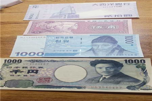一位来自江苏省常州市的庄老师，有一些藏品和很好的老物件，急需找到爱好的收藏家，有意者请联系我。目前藏友老师比较着急，只要您是真心诚意想要收藏，一切好商量。