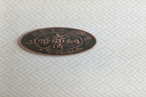 一位来自河南省安阳市的安老师，有一些藏品和很好的老物件，急需找到爱好的收藏家，有意者请联系我。目前藏友老师比较着急，只要您是真心诚意想要收藏，一切好商量。