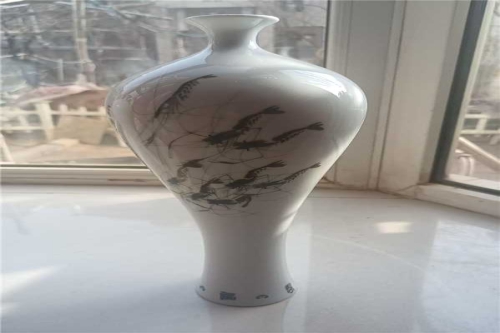 一位来自宁夏回族自治区吴忠市的马老师，有一些藏品和很好的老物件，急需找到爱好的收藏家，有意者请联系我。目前藏友老师比较着急，只要您是真心诚意想要收藏，一切好商量。