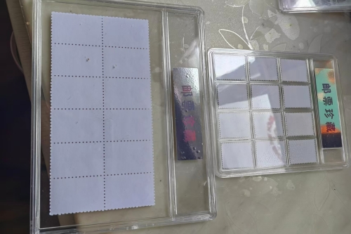 一位来自江西省南昌市的钟老师，有一些藏品和很好的老物件，急需找到爱好的收藏家，有意者请联系我。目前藏友老师比较着急，只要您是真心诚意想要收藏，一切好商量。