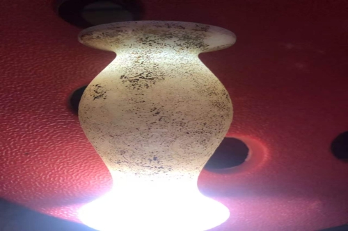 一位来自山东省渮泽市的杨老师，有一些藏品和很好的老物件，急需找到爱好的收藏家，有意者请联系我。目前藏友老师比较着急，只要您是真心诚意想要收藏，一切好商量。