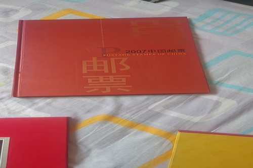 一位来自北京市的孟老师，有一些藏品和很好的老物件，急需找到爱好的收藏家，有意者请联系我。目前藏友老师比较着急，只要您是真心诚意想要收藏，一切好商量。