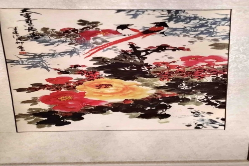 一位来自贵州省贵阳市的胡老师，有一些藏品和很好的老物件，急需找到爱好的收藏家，有意者请联系我。目前藏友老师比较着急，只要您是真心诚意想要收藏，一切好商量。