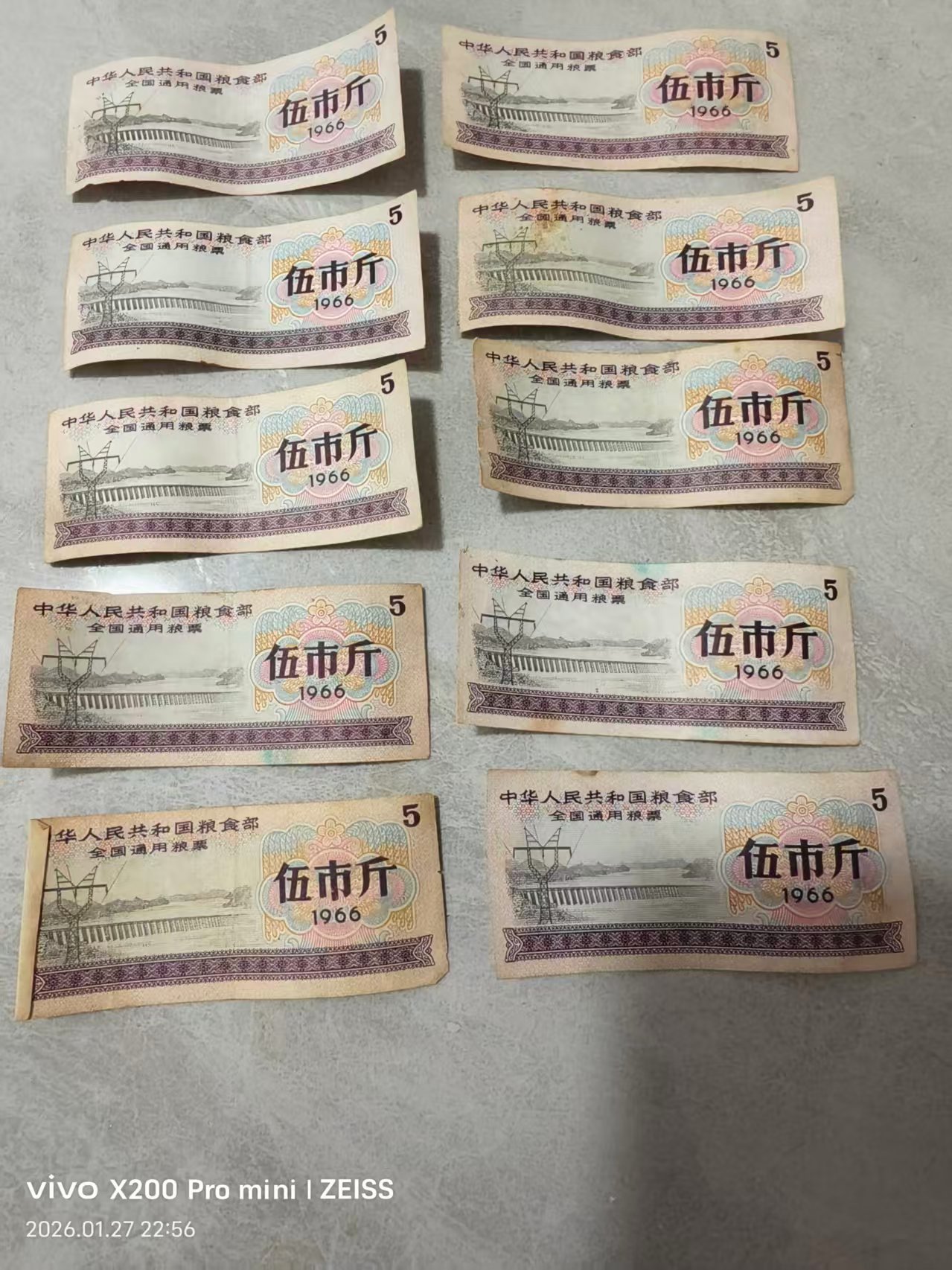 2dc941e2-b7f9-4538-b1d7-4b4dc039207c