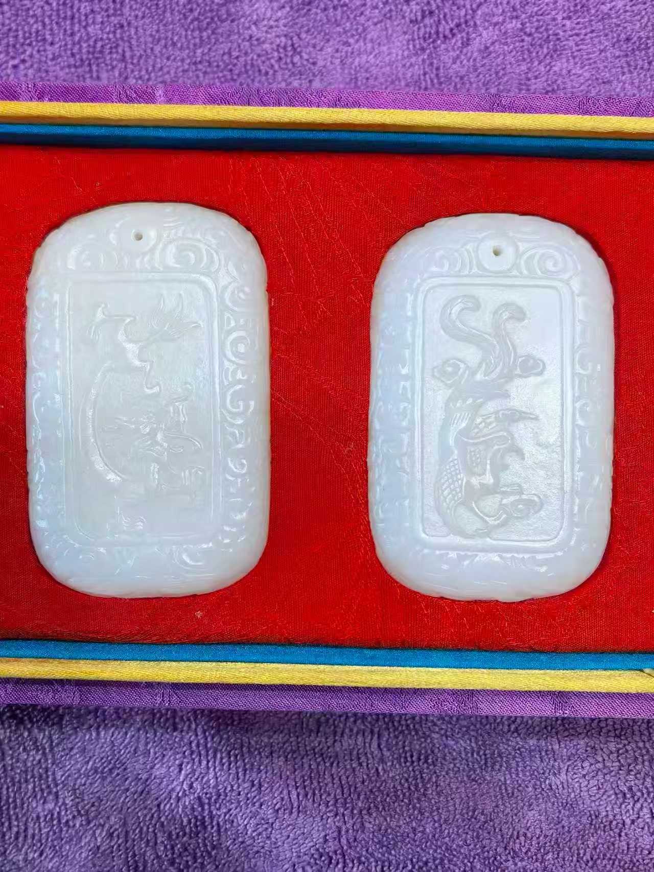 一位来自北京市昌平区的朱老师，有一些藏品和很好的老物件，急需找到爱好的收藏家，有意者请联系我。目前藏友老师比较着急，只要您是真心诚意想要收藏，一切好商量。